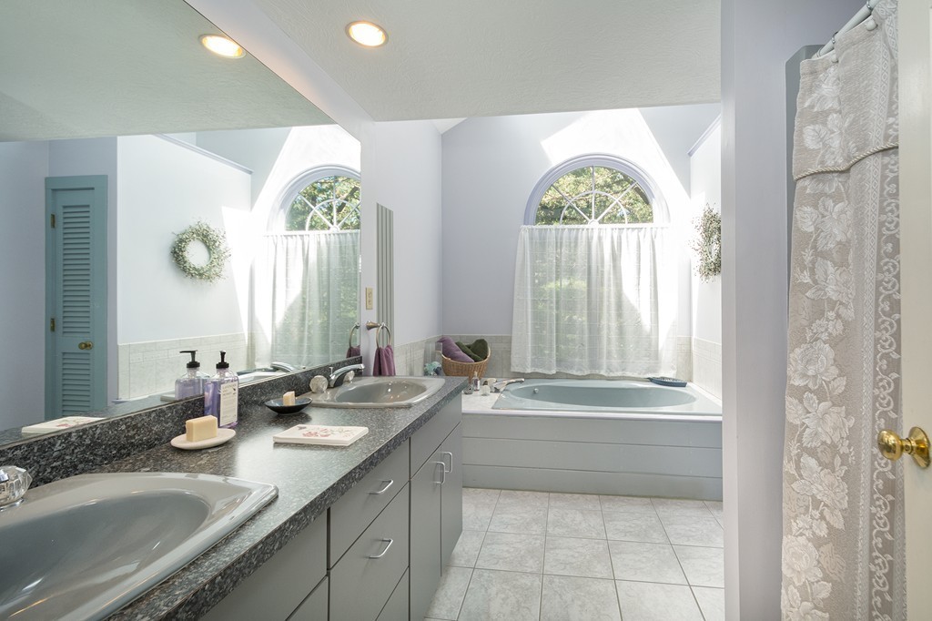 89 Pilgrim Road Marshfield, MA 02050 - Photo 17 of 27 Gallery Image 17