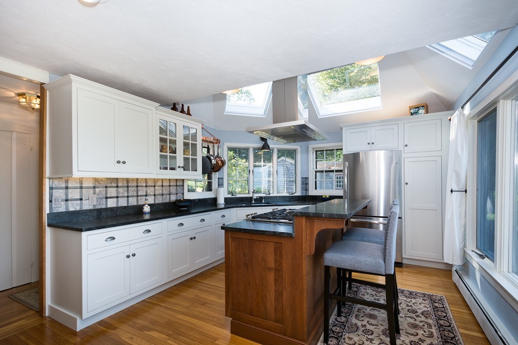 89 Pilgrim Road Marshfield, MA 02050 - Photo 9 of 27 Gallery Image 9