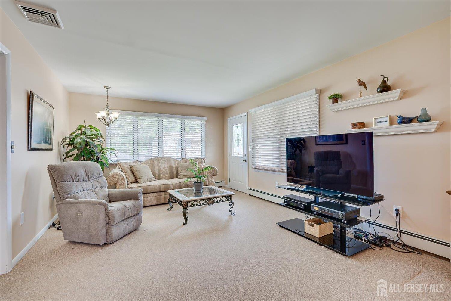 30 Walnut Street Edison, NJ 08817 - Photo 11 of 45