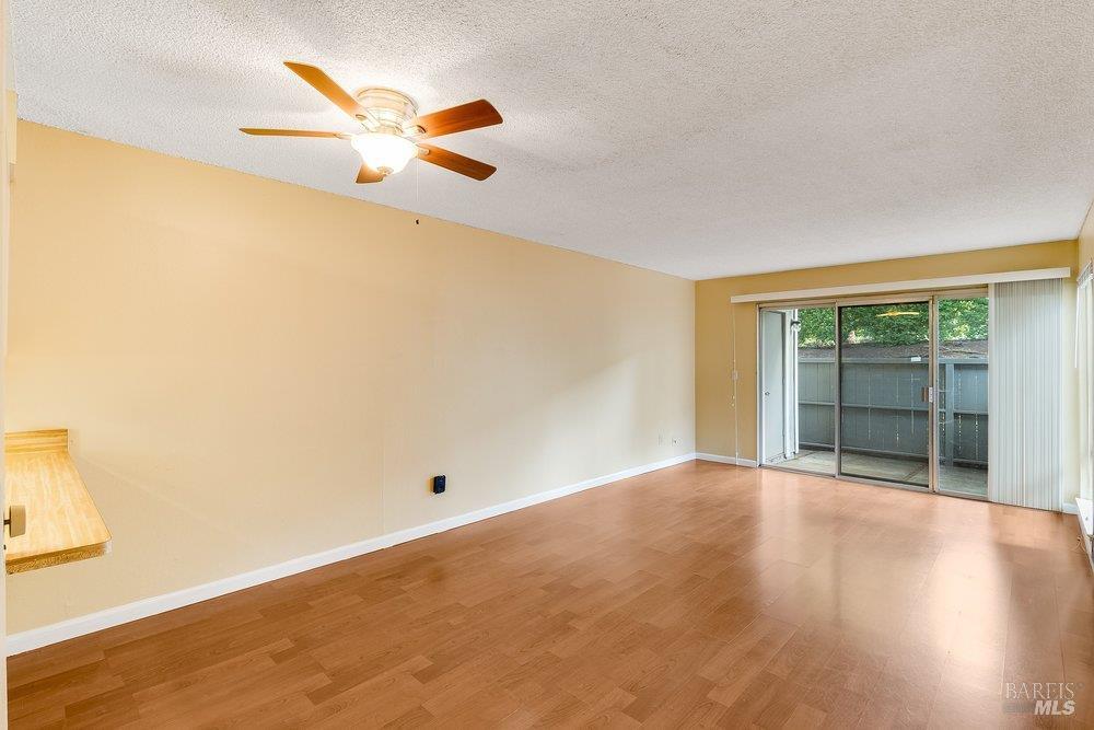 900 Southampton Road, Unit 11 Benicia, CA 94510 - Photo 9 of 36