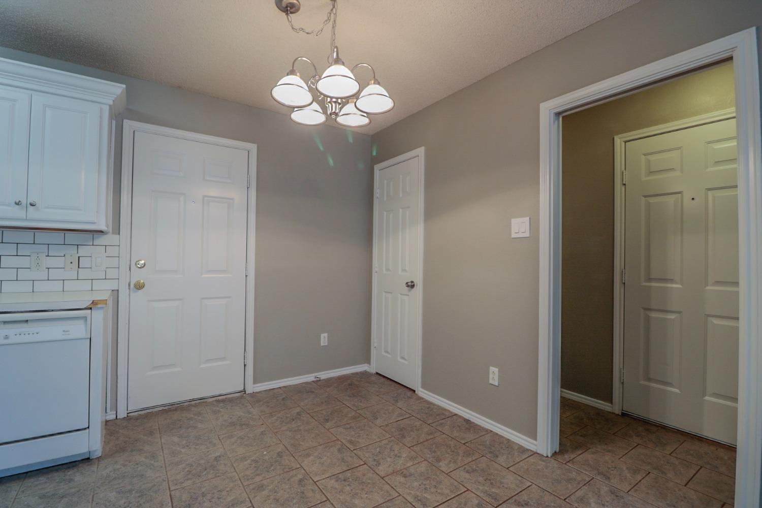 6716 4th Street, Unit A Lubbock, TX 79416 - Photo 7 of 10 Photo 7