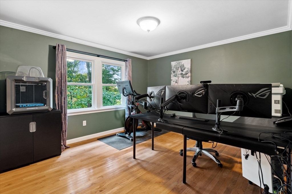 10 Fieldstone Way Boxford, MA 01921 - Photo 31 of 42 a living room with furniture and a window