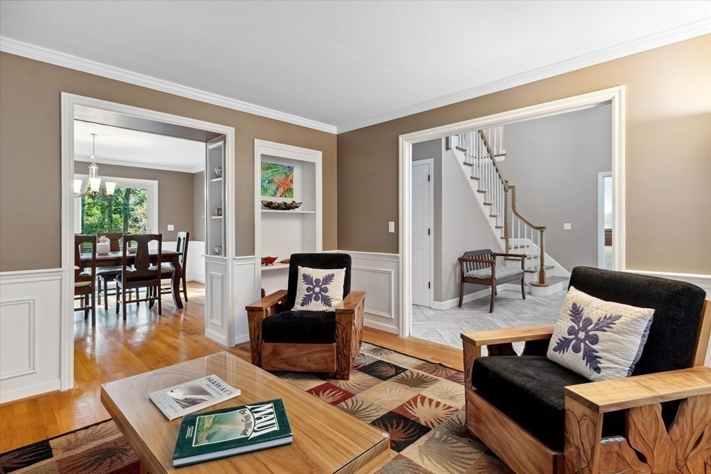 10 Fieldstone Way Boxford, MA 01921 - Photo 5 of 42 a living room with furniture and a table