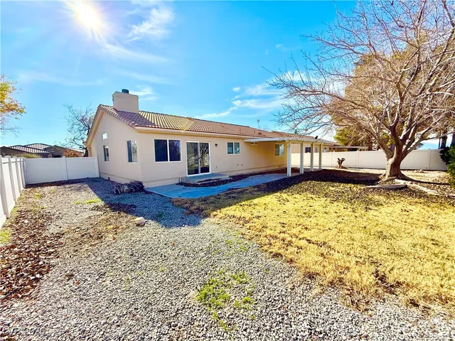 $2,000 | 5810 East Badlands, Pahrump, NV 89061