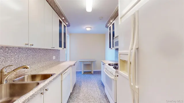 $429,950 | 85-04 63rd Drive, Unit 6E | Rego Park