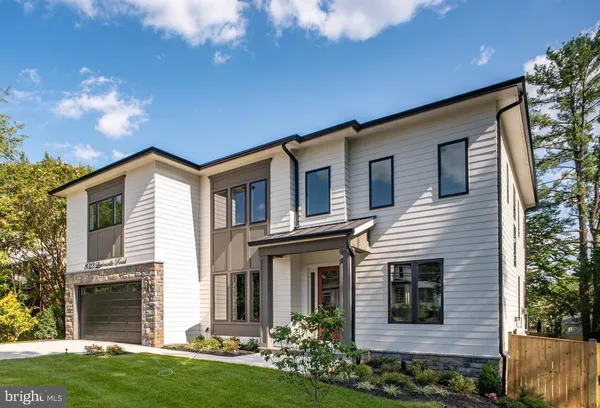 $2,850,000 | 8023 Lewinsville Road, McLean, VA 22102