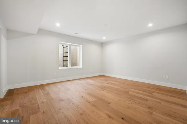 $2,850,000 | 8023 Lewinsville Road, McLean, VA 22102