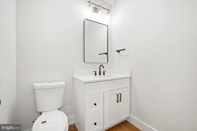 $2,890,000 | 8023 Lewinsville Road, McLean, VA 22102