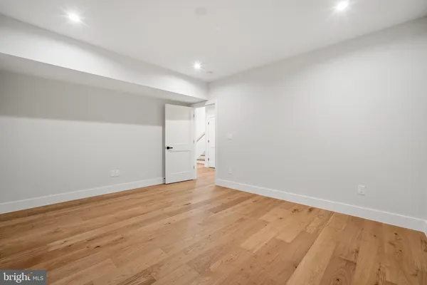 $2,850,000 | 8023 Lewinsville Road, McLean, VA 22102