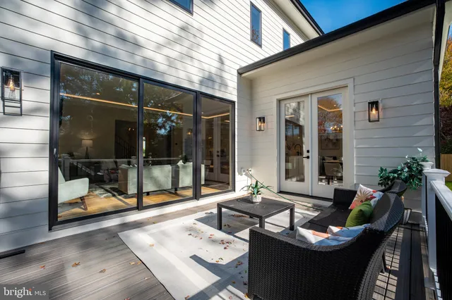 $2,890,000 | 8023 Lewinsville Road, McLean, VA 22102