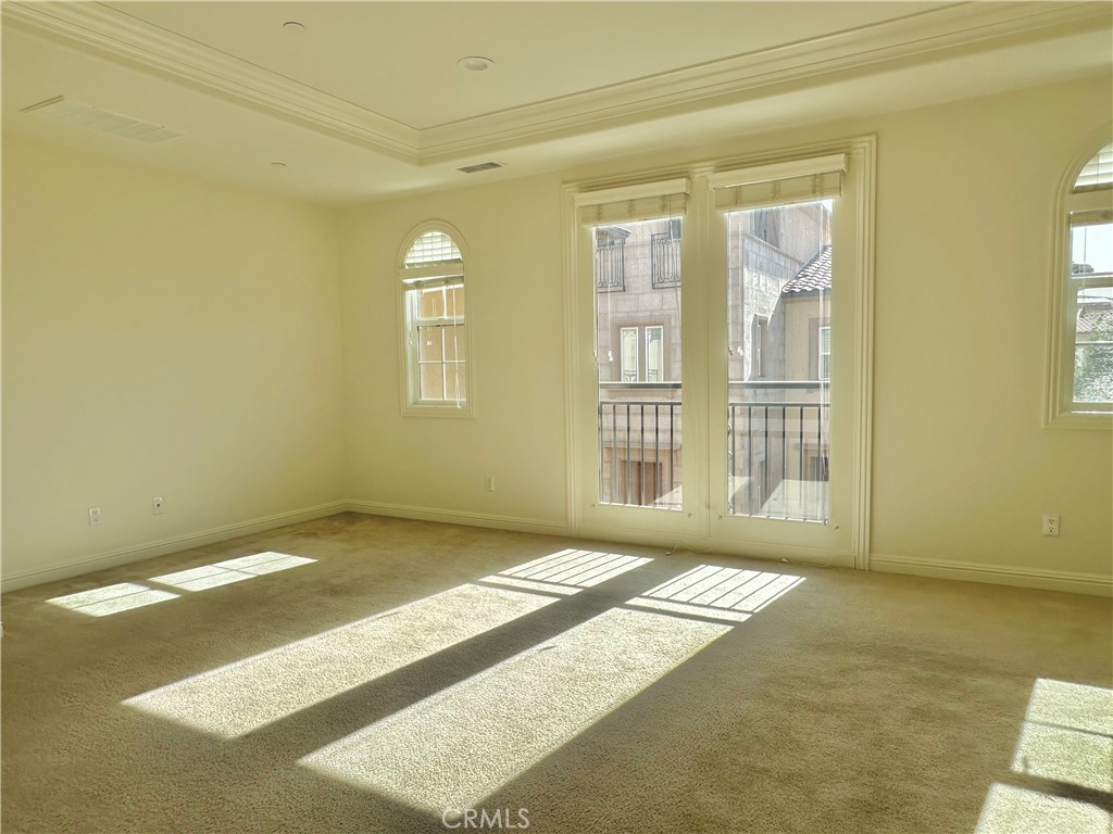 158 Bryce Run Lake Forest, CA 92630 - Photo 11 of 27 a view of an empty room and window