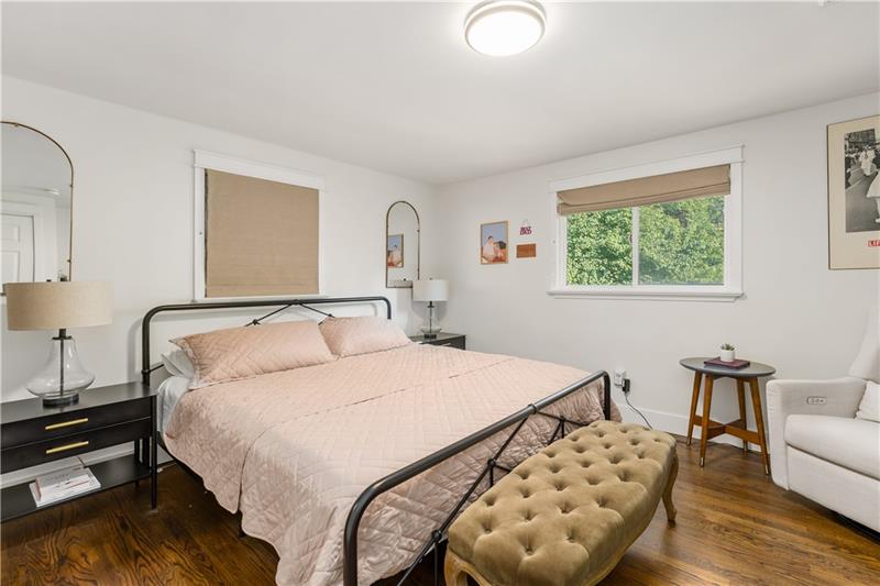 1615 McCully Road Pittsburgh, PA 15234 - Photo 17 of 39 Gallery Image 17