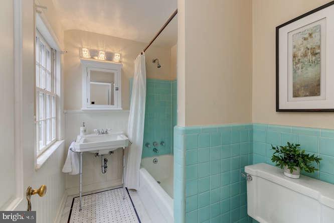 110 Guernsey Road Swarthmore, PA 19081 - Photo 30 of 34 Hall Bath with vintage tilework