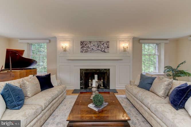 110 Guernsey Road Swarthmore, PA 19081 - Photo 7 of 34 Inviting fireplace