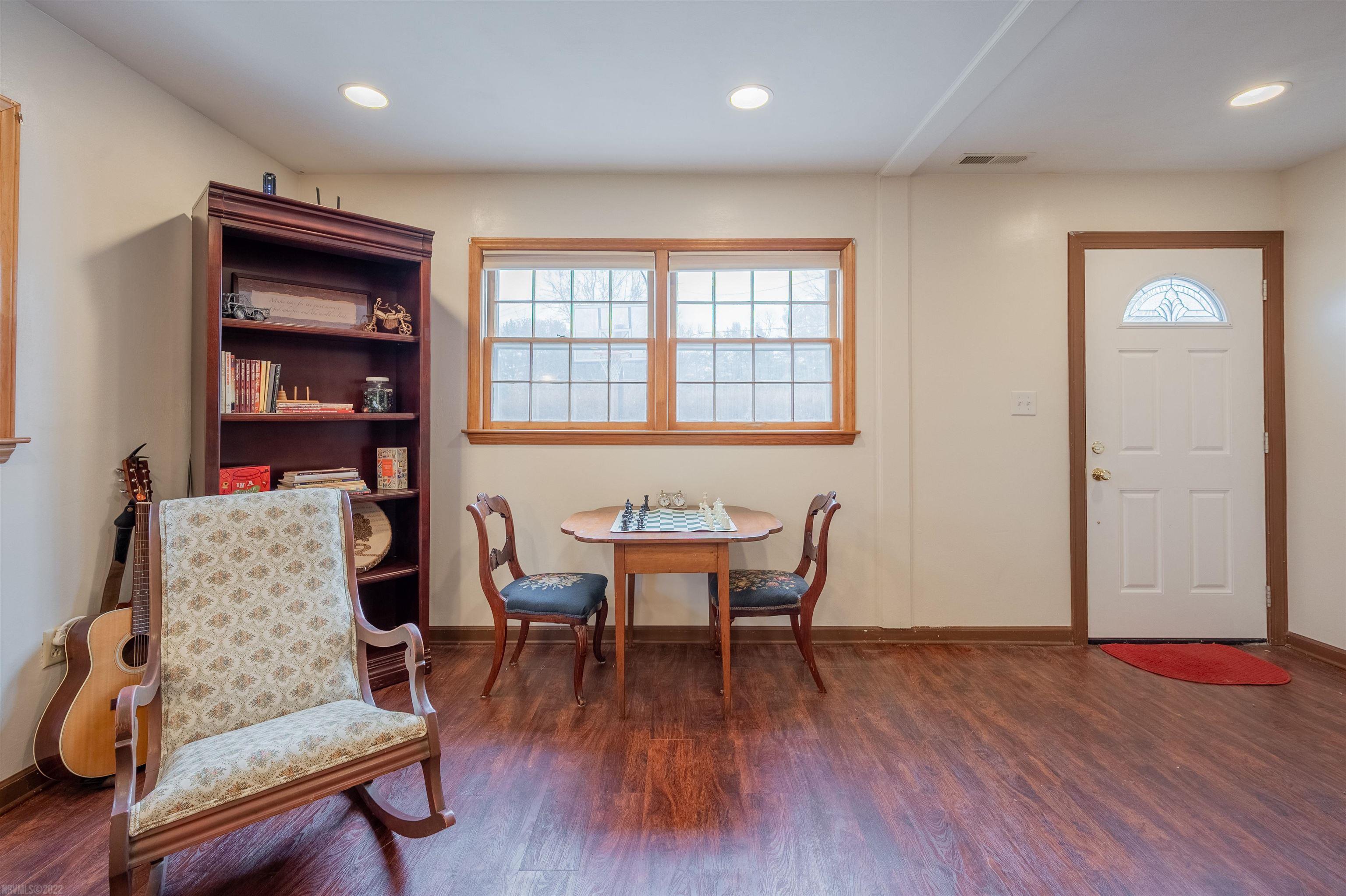 1306 Bishop Road Blacksburg, VA 24060 - Photo 47 of 83 Gallery Image 47