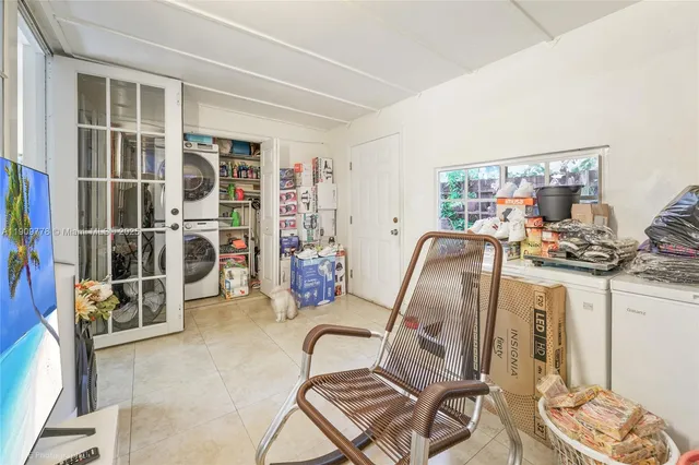 a store room filled with lots of different kinds of flowers