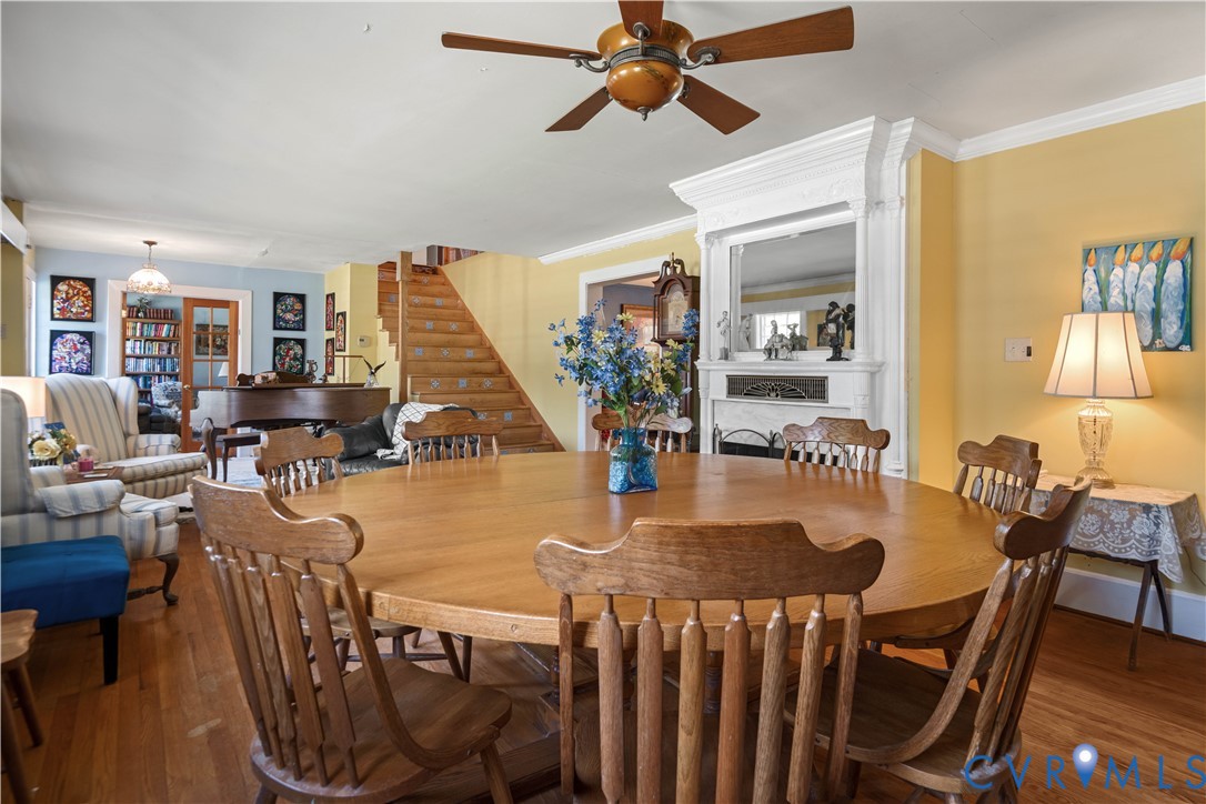 6243 Studley Road Mechanicsville, VA 23116 - Photo 5 of 65 a view of a dining room and livingroom