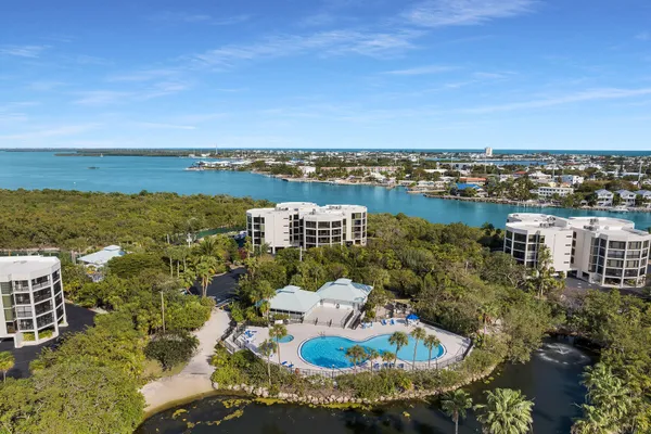 $1,699,000 | 8403 Gulf Of Mexico Boulevard, Unit 403, Marathon, FL 33050