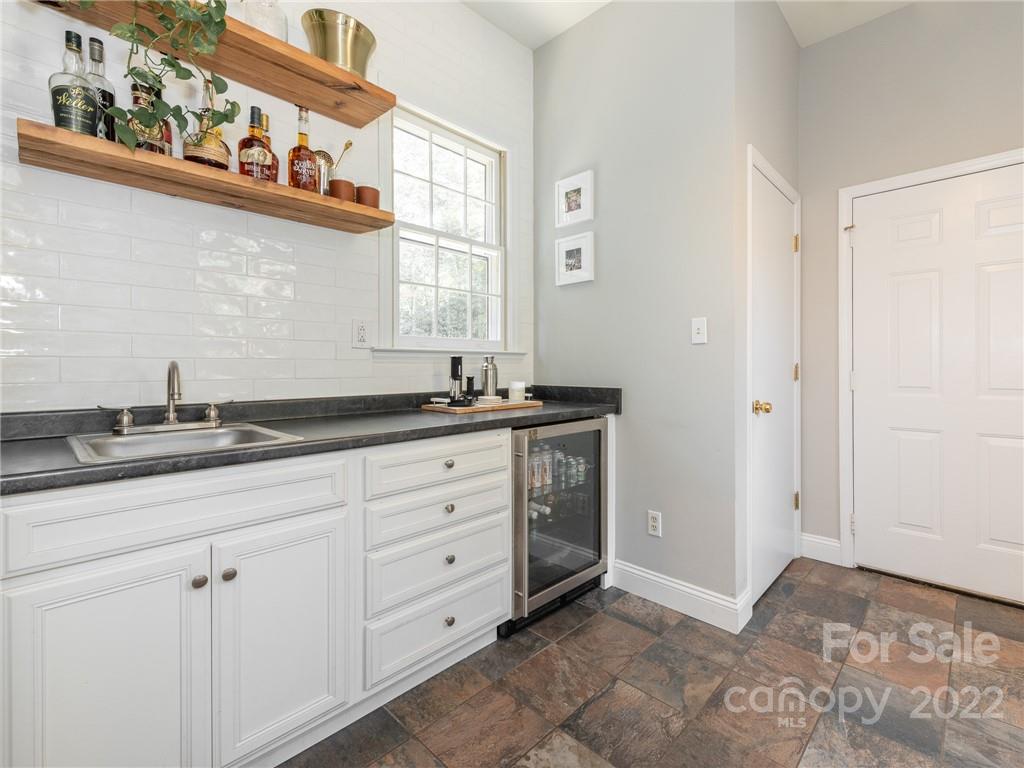 5422 Sharon Road Charlotte, NC 28210 - Photo 31 of 45 Gallery Image 31