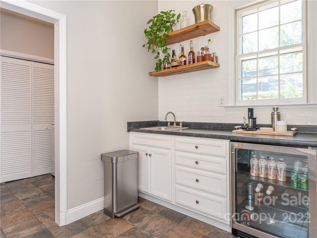 5422 Sharon Road Charlotte, NC 28210 - Photo 33 of 45 Gallery Image 33