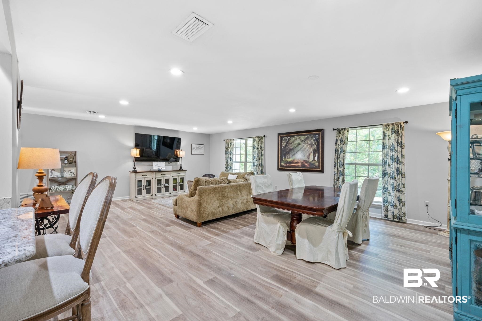 7246 Cadet Drive Daphne, AL 36527 - Photo 9 of 48