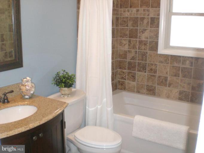 1701 St Marys Road Chester, MD 21619 - Photo 14 of 23 FRESHLY RENOVATED NEW BATH