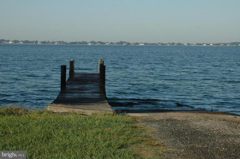 1701 St Marys Road Chester, MD 21619 - Photo 19 of 23 Community pier