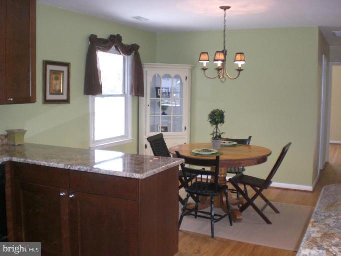 1701 St Marys Road Chester, MD 21619 - Photo 8 of 23 Kitchen/Dining