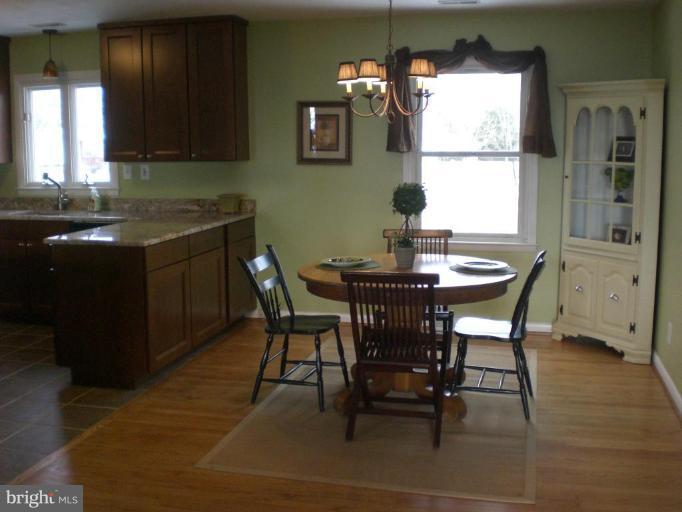 1701 St Marys Road Chester, MD 21619 - Photo 9 of 23 Dining