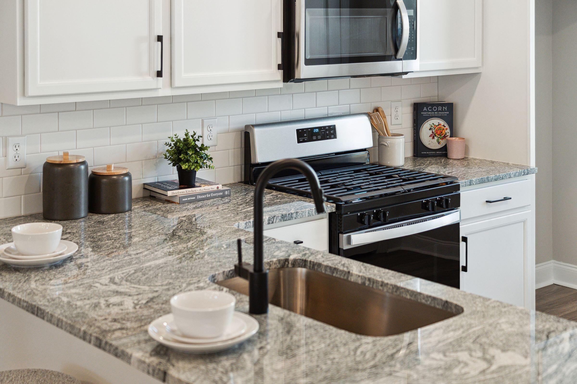 826 Alma Square Drive Moncks Corner, SC 29461 - Photo 9 of 29 316GreenFernDr-KeenEyeMarketing-012