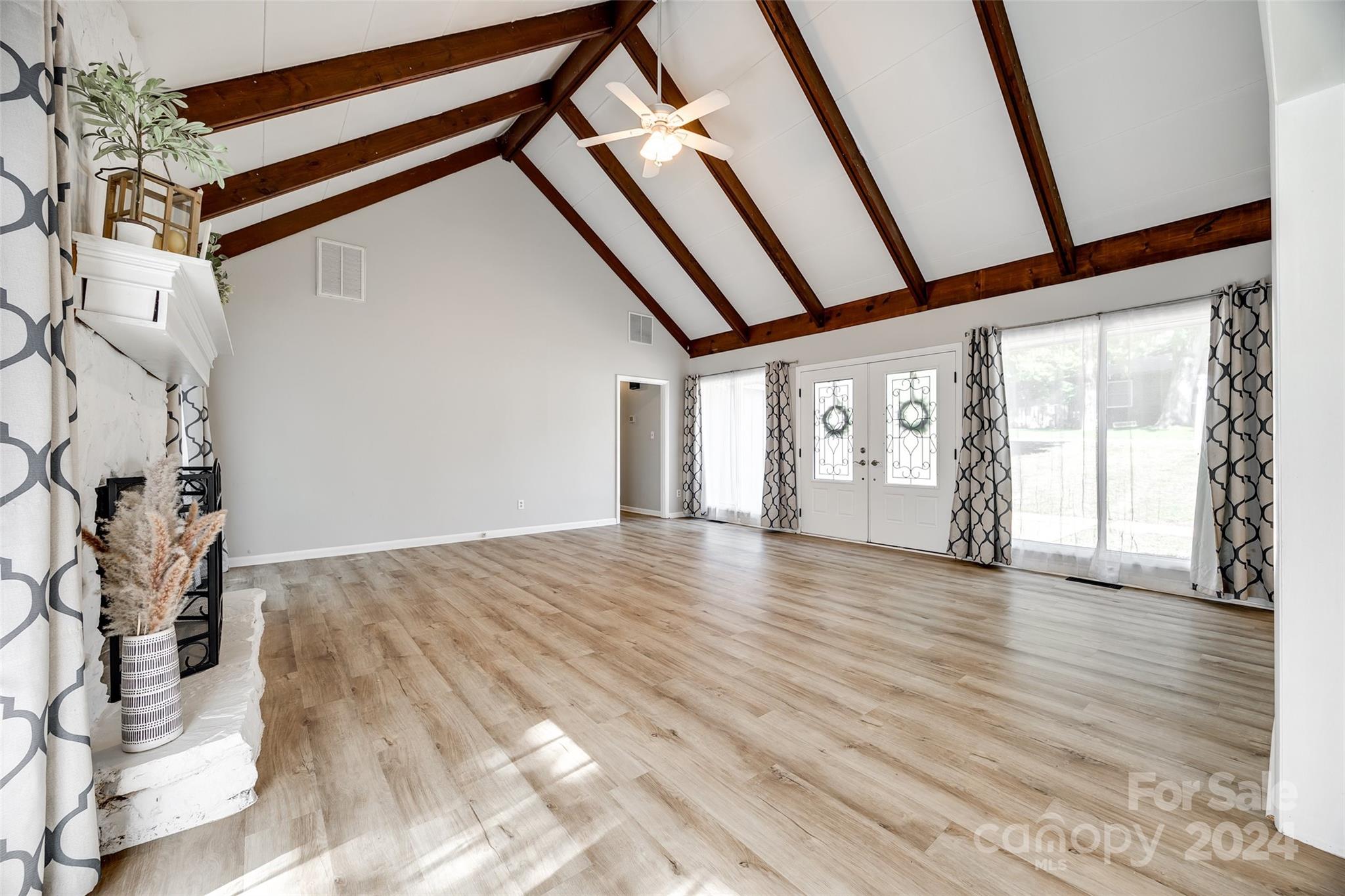 3071 Point Clear Drive Tega Cay, SC 29708 - Photo 5 of 21 Gallery Image 5