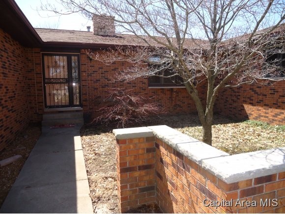 4814 Oak Hill Road Rochester, IL 62563 - Photo 3 of 24