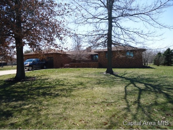 4814 Oak Hill Road Rochester, IL 62563 - Photo 5 of 24