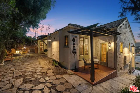 $1,400,000 | 1224 Oberlin Drive, Glendale, CA 91205