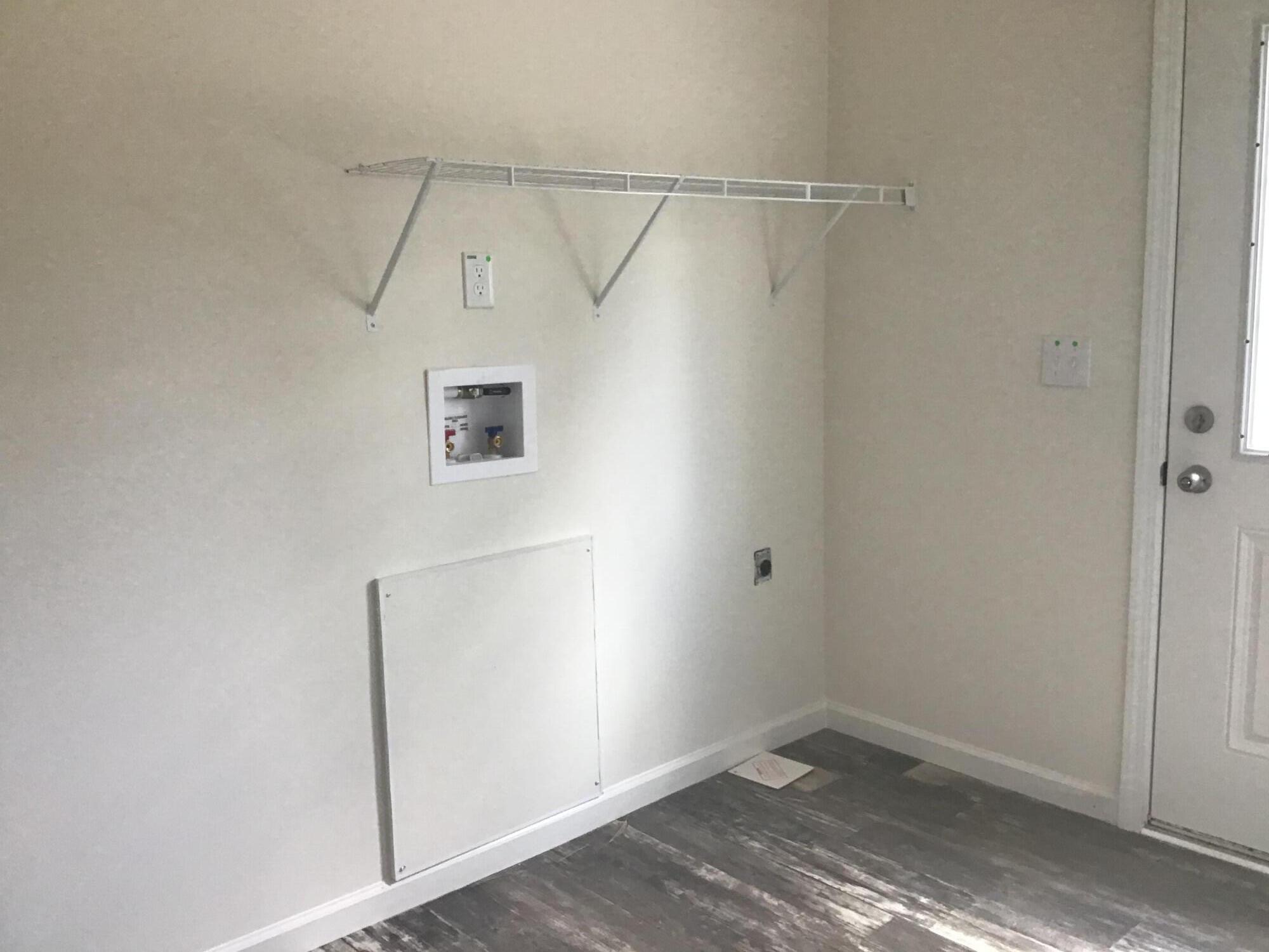 587 Chamblee Road Walterboro, SC 29488 - Photo 9 of 11 569E8F80-CB98-4EF1-8809-7A25A83E4E5D