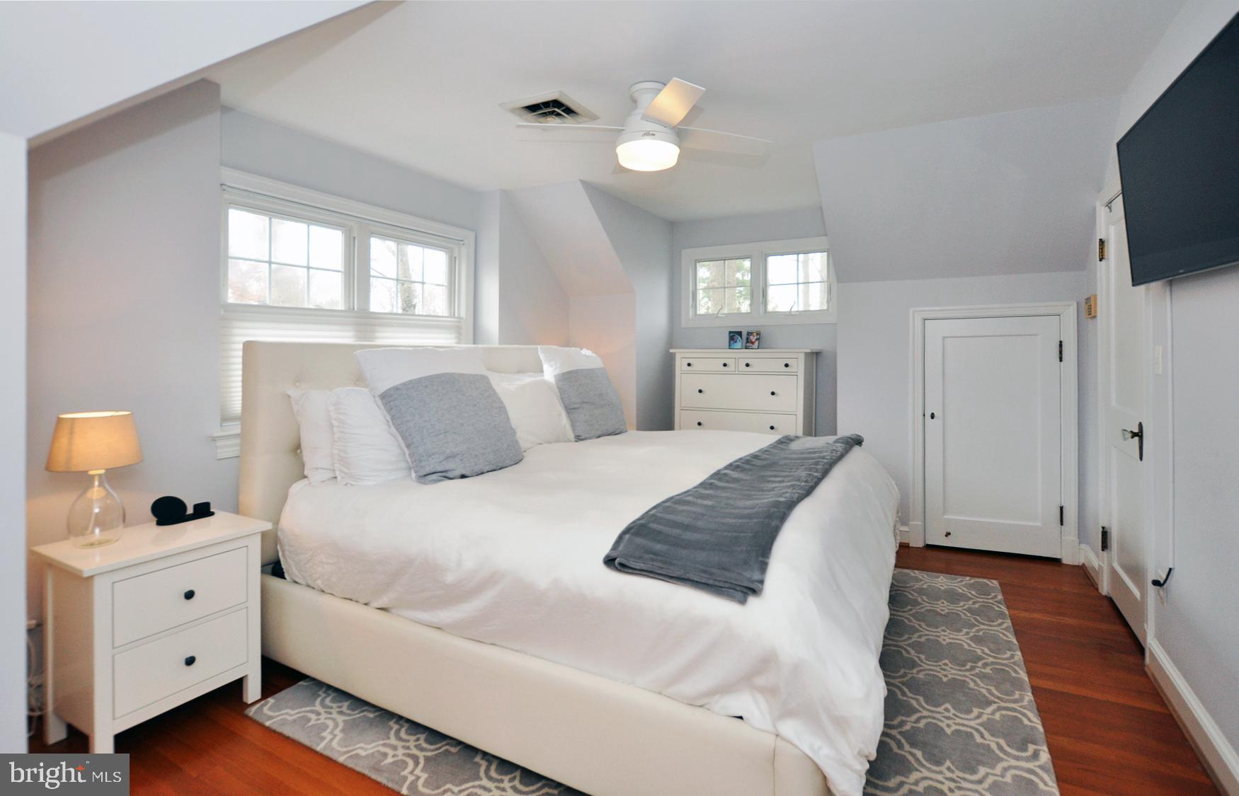 5303 Waneta Road Bethesda, MD 20816 - Photo 19 of 40 Master Bedroom on upper level