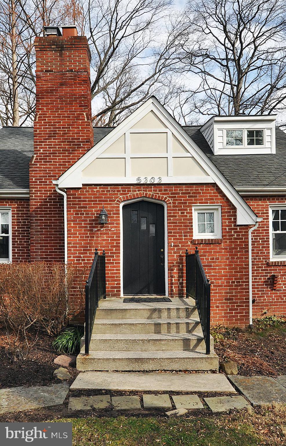 5303 Waneta Road Bethesda, MD 20816 - Photo 5 of 40 Tudor flavored main entry