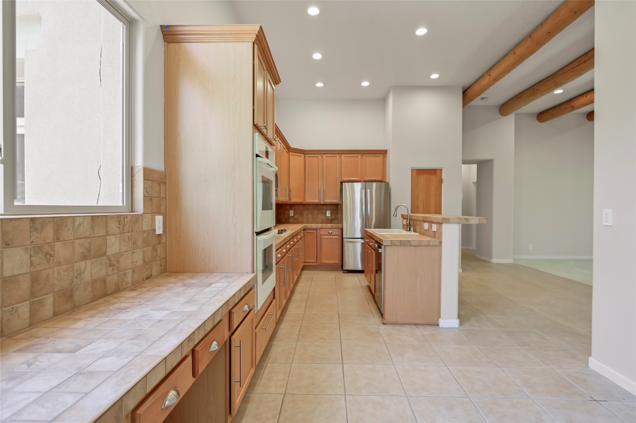 92 Canada Del Rancho Santa Fe, NM 87508 - Photo 15 of 52