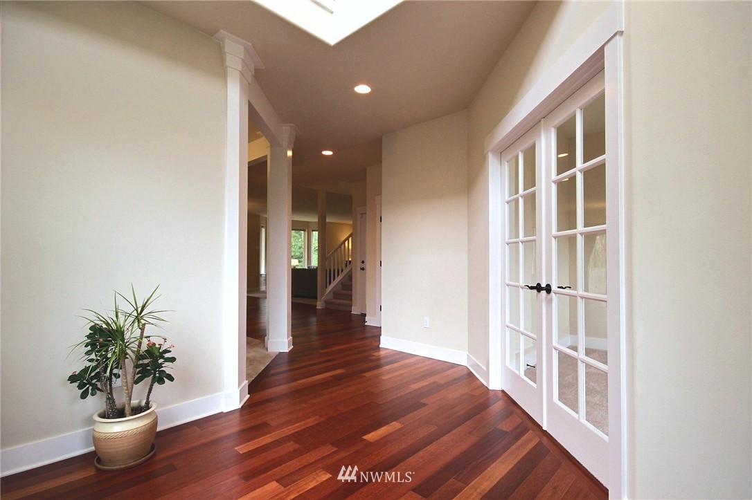 4900 Northeast 25th Street Renton, WA 98059 - Photo 3 of 25