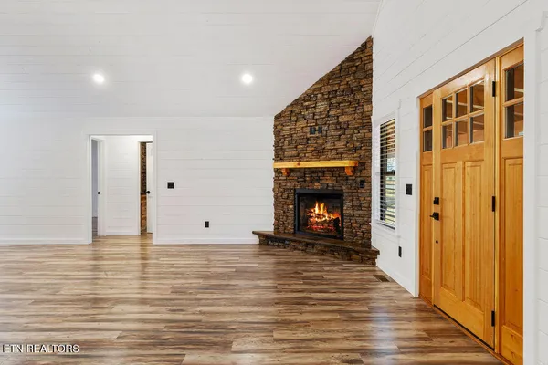 $629,900 | 231 Sunset Boulevard, White Pine, TN 37890