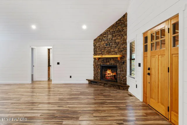 $649,900 | 231 Sunset Boulevard, White Pine, TN 37890