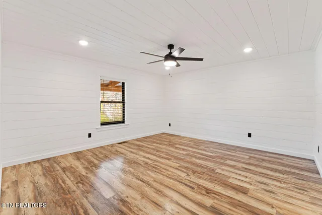 $649,900 | 231 Sunset Boulevard, White Pine, TN 37890