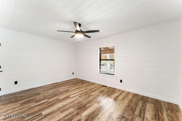 $629,900 | 231 Sunset Boulevard, White Pine, TN 37890