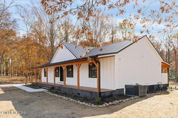 $629,900 | 231 Sunset Boulevard, White Pine, TN 37890