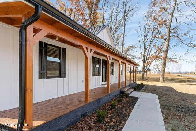 $649,900 | 231 Sunset Boulevard, White Pine, TN 37890