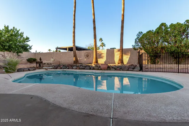 $3,300 | 4912 East Ludlow Drive, Scottsdale, AZ 85254