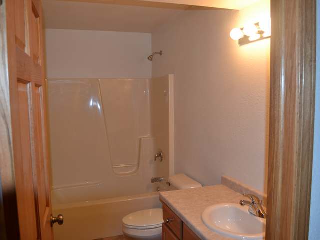 224 Conro Street Rhinelander, WI 54501 - Photo 9 of 19 Gallery Image 9