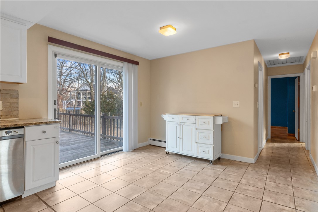 159 Old County Road Smithfield, RI 02917 - Photo 11 of 29