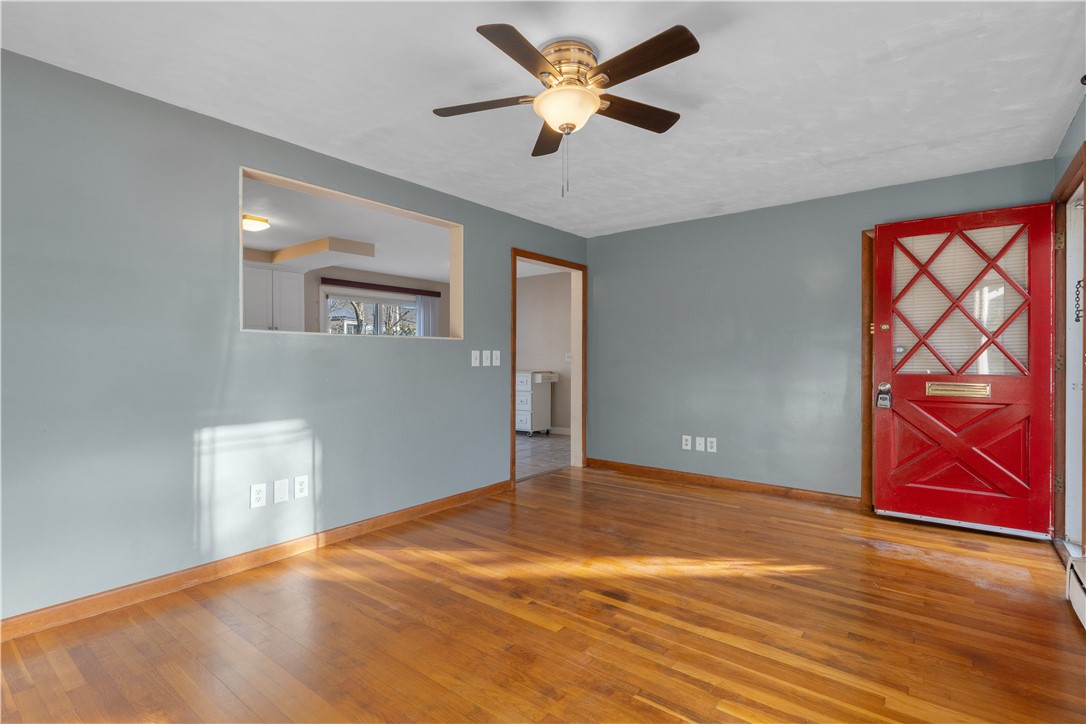 159 Old County Road Smithfield, RI 02917 - Photo 4 of 29