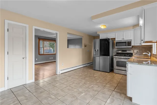 $440,000 | 159 Old County Road, Smithfield, RI 02917